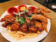 炸鸡拼盘-机器人火炉披萨(爱琴海店)