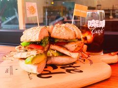 -Catch Bagel(芳草地店)