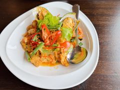 -Chom Cafe and Restaurant