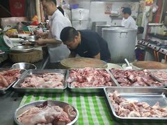 -标记美食新鲜猪杂(兴南大道店)