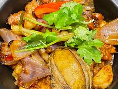 -领鲜天下·焗海鲜·花胶鸡(天目里店)
