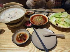 -叁煨蹄花·下饭盐帮菜(人民广场店)