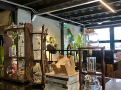 自助取餐区-邊渡咖啡