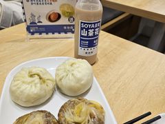 -李与白包子铺(桐梓林店)