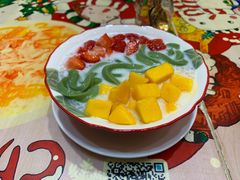 士多啤梨芒果绿茶拉面-甜心妈妈·榴莲星级糖水(北京路总店)