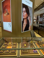 -周生生Chow Sang Sang(先天下店)