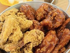 -BHC炸鸡(明洞总店)