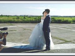 -燕西婚纱摄影工作室(友盛上都写字楼店)