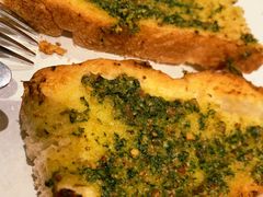 餐前蒜香法包-PIZZA BIANCA(万象城店)