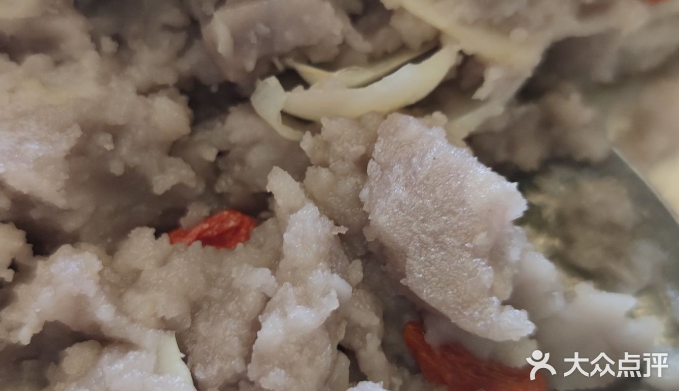 今天去试了大爱素菜馆新推出的新菜