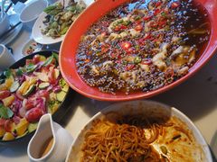 -初蓉丨遇见新川菜(亲贤街荣耀店)