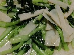 -八府香鸭·啫啫煲(华山路店)