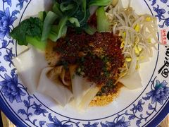 油泼扯面-陕味食族油泼面·小炒盖码面(双榆树店)