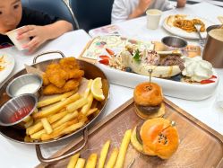 -奈尔宝家庭中心·亲子餐厅(鄞州万达店)