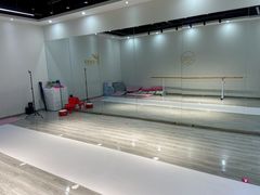 -艺熠舞蹈口才主持表演艺术中心(爱琴海校区)
