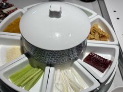 -羲和雅苑•北京烤鸭(国贸商城店)