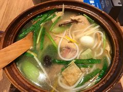 -刀小蛮半只鸡过桥米线(家乐福四元桥店)