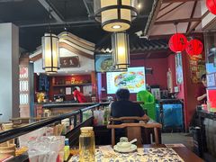 -川流不息·地道川菜·小龙虾(新松江路店)
