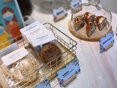 -Fridi Patisserie Cafe