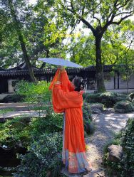 -一揽芳华汉服旗袍体验馆(拙政园店)