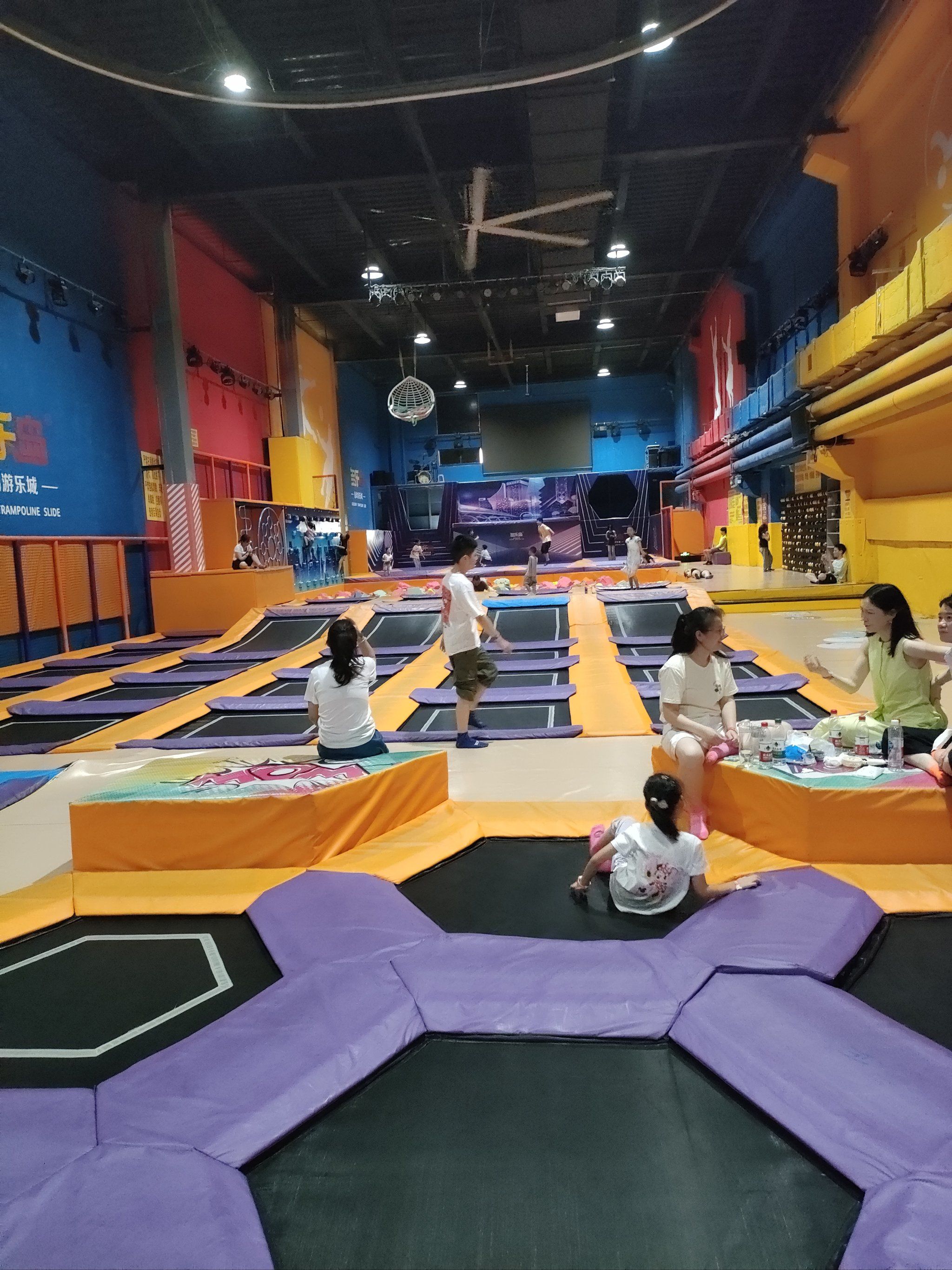 室内蹦床 快乐无限