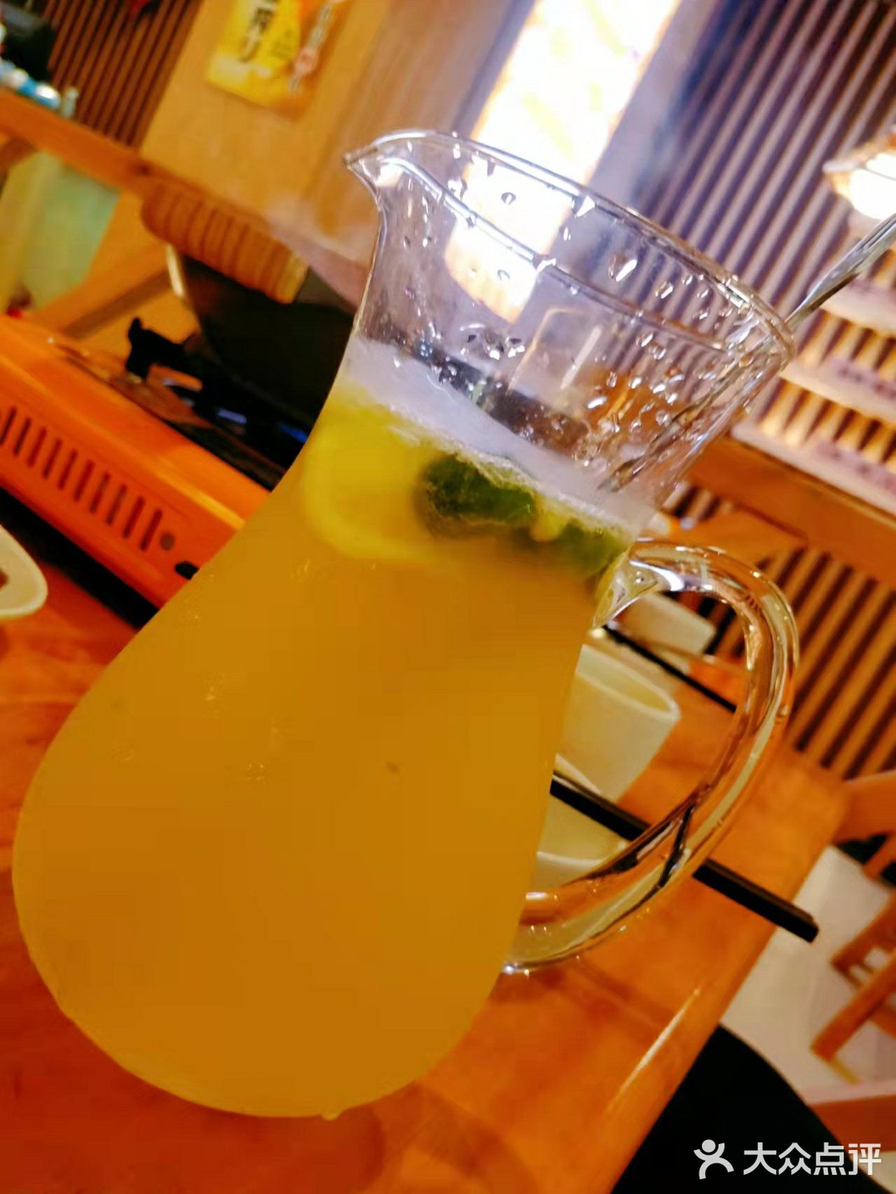 来吃秘制中草药锅底的手撕大骨啊 