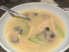 -汤城小厨•粤菜•靓汤(苏州街店)