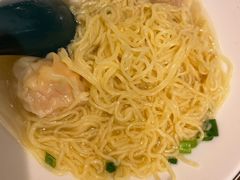 鲜虾一品云吞面-老广酒楼(樱花店)