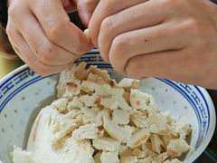 -天发芽·何记葫芦头泡馍·传统小吃(报恩寺街店)