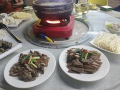 -墨脱石锅椰子鸡•香草鸭•东山羊(大东海店)