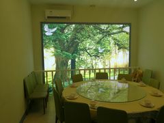 包厢-雅逸居海鲜小厨