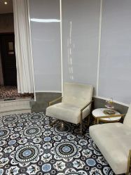 -PE SALON 