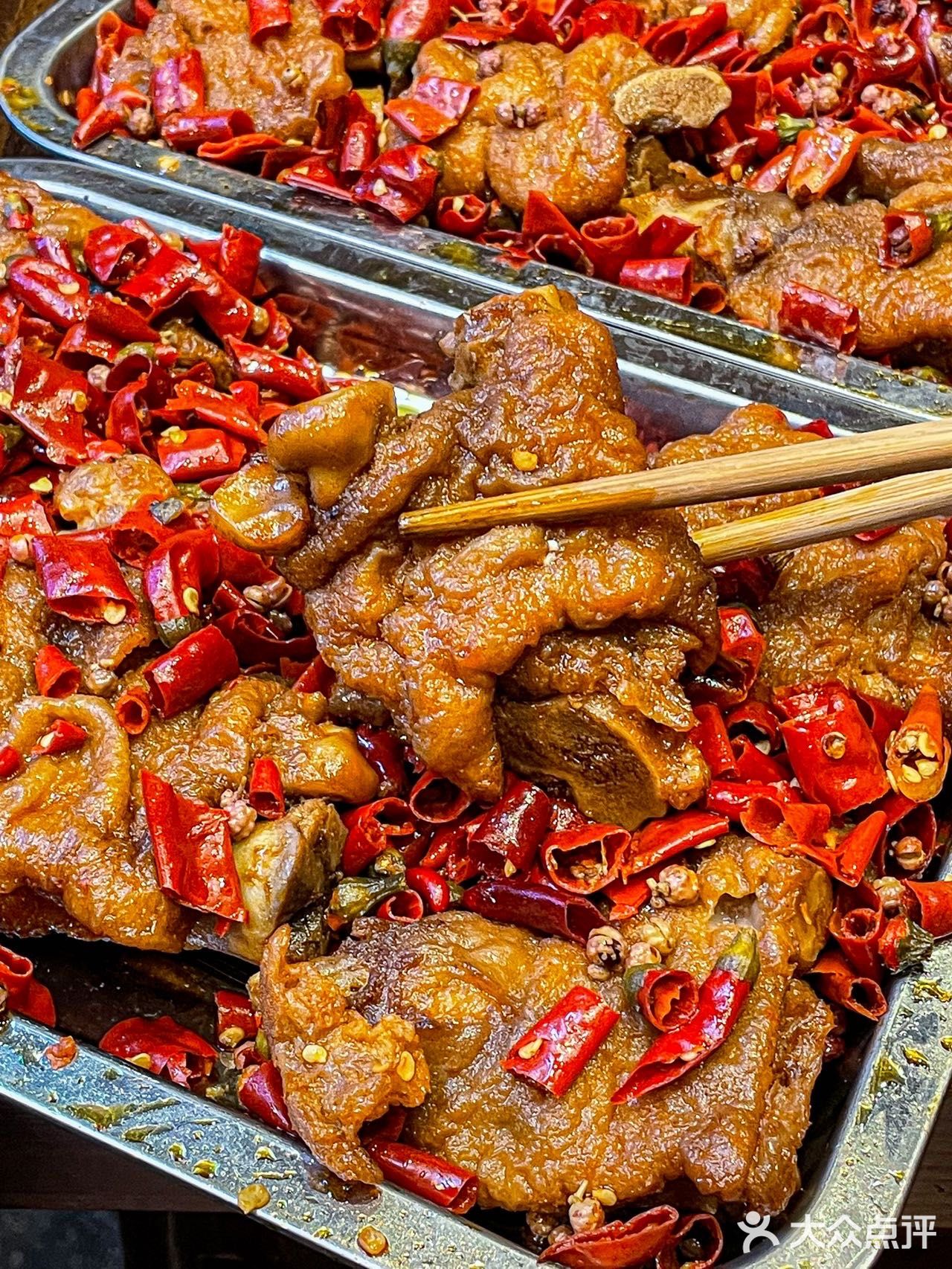 乌啦啦诚不欺我‼️这家独栋火锅夜市巨好吃😋