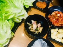 -肉甲韩国木炭烤肉(新壹街1店)