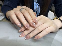 -艾珂·美甲美睫