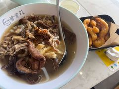 -甘掌门·化州驰名牛杂粉(越秀店)