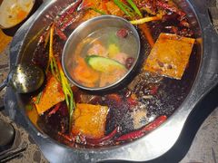 -六公里老火锅(总店)