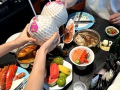 -雍容荟帝王蟹活龙虾展台自助(IFS黑金店)