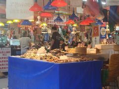 -喝丢一只鞋海鲜烧烤·海肠捞饭(市场店)