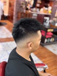 -BarberKiNG男士理发馆Barbershop