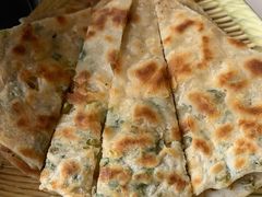 葱花饼-和庆斋阳坊秘制羊蝎子火锅(云岗店)