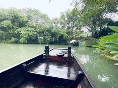 -摇橹船上船码头