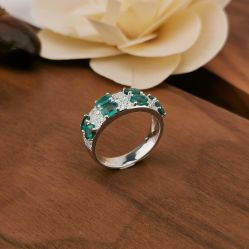 -威德钻石-克拉钻大本营(南京东路店)