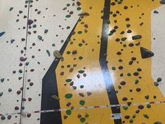 -问山MountQuest攀岩馆