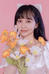 -onlygirl摄影美学馆高端定制(江滩店)
