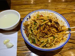 四合一-老白家面馆(测绘东路总店)