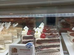 樱桃黑森林蛋糕-85度C(南京龙江店)