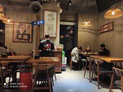 -炉小二铜锅牛蛙•川湘菜(三里屯店)