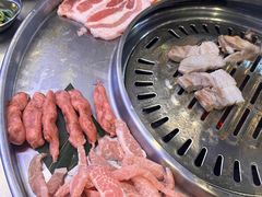 -哈哈碳都·牛肋条无限自助烤肉(台江万达店)