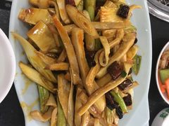 -瑞杰烧烤店·24小时营业(山东路店)